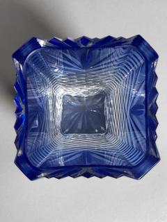 Florero cristal tallado transparente y azul - tienda online