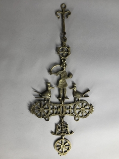 Cruz de San Esteban en bronce