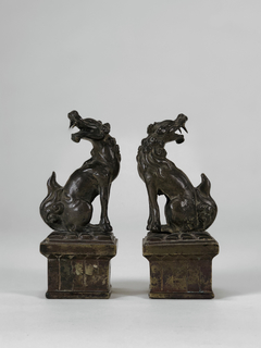 Perros Fau en bronce - comprar online