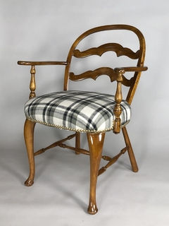 Sillón Inglés Captain Chair estilo chippendale - comprar online