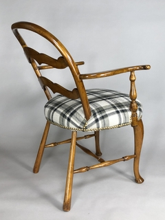 Sillón Inglés Captain Chair estilo chippendale - Mayflower