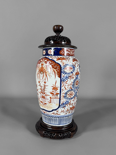 Potiches en porcelana Imari con base y tapa de madera en internet