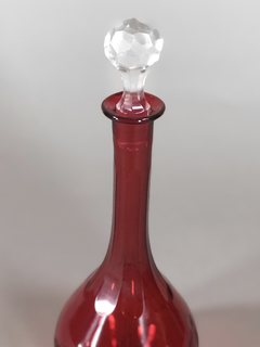 Botellón de cristal rubí con tapa - Mayflower