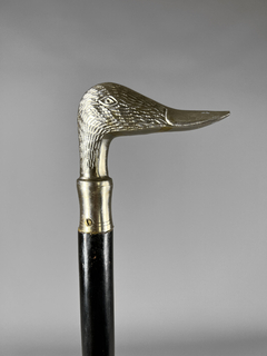 Bastón con empuñadura de cabeza de ave en metal plateado - comprar online