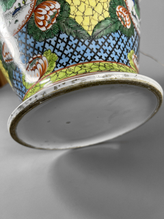 Lámpara porcelana china con peonias, Siglo XIX - comprar online