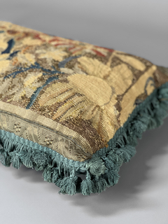 Almohadón con tapicería Siglo XVIII. - tienda online