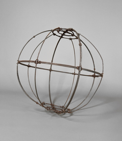 Esfera en alambre de hierro por Jesus Lillo - comprar online