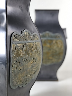 Vasos Japoneses en Peltre y bronce en internet