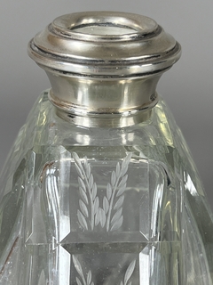 Botellón de cristal tallado y grabado al ácido con cuello en plata 925 en internet