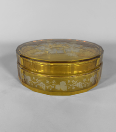 Caja Francesa de cristal con grabado floral