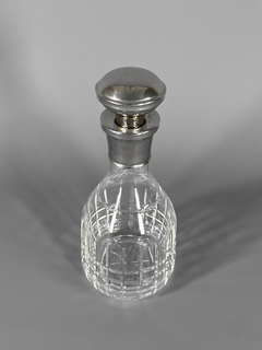 Botellón de cristal tallado y metal plateado - comprar online