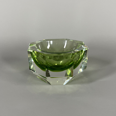 Cenicero octogonal en cristal verde y transparente