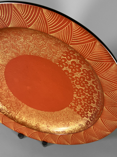 Plato de Laca China color lacre y dorado - comprar online