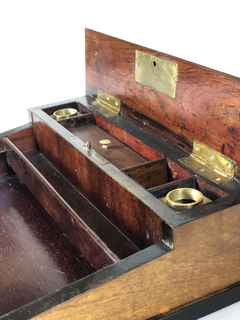 Imagen de Caja Escribanía de madera con marqueterie, aplicaciones de LapisLazuli y bronce