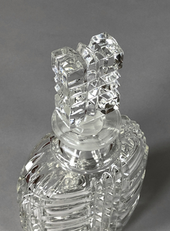 Imagen de Botellones de vidrio facetado con tapa