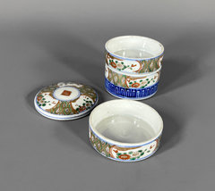 Imagen de Caja de porcelana China con divisiones y tapa