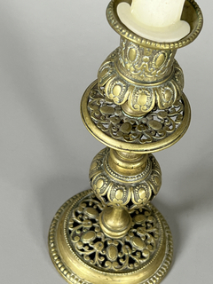 Candeleros Rococo en bronce cincelado