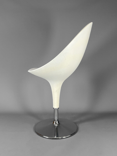 Sillas Tulip Saarinen en fibra de vidrio y acero - tienda online