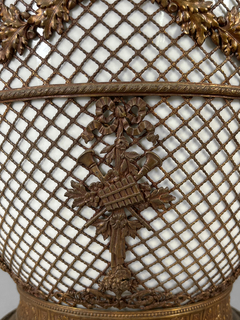 Cachepot Francés en porcelana blanca con bronce ormolú - Mayflower