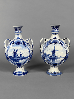 Vasos en porcelana holandesa Delft