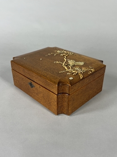 Caja Inglesa roble macizo con decoración a la Chinoiserie