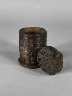 Caja en madera tallada cilíndrica - comprar online