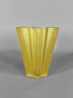 Vaso Art Decó de vidrio prensado en frío amarillo - comprar online
