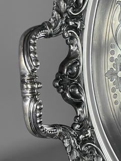 Imagen de Bandeja oval en metal plateado cincelado