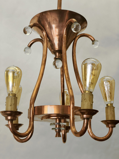 Araña Art-Deco realizada en cobre y vidrio , 5 luces. - comprar online