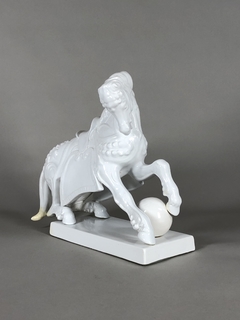 Escultura de caballo en cerámica blanca - comprar online