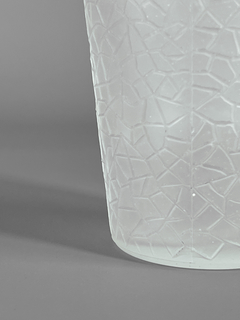 Coctelera de vidrio esmerilado con colador y tapa en metal - tienda online