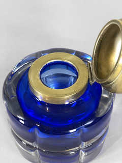 Imagen de Tintero en cristal azul cobalto y bronce