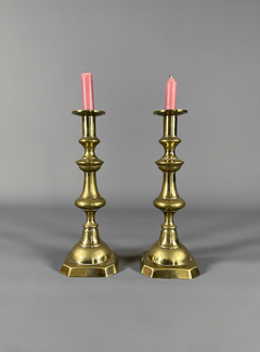 Candeleros Ingleses realizados en bronce Siglo XIX