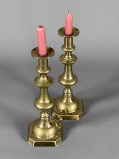 Candeleros Ingleses realizados en bronce Siglo XIX - Mayflower