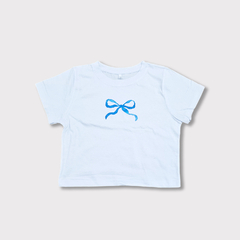 [BLUE.RIBBON] REMERA BABY TEE EST. #1321