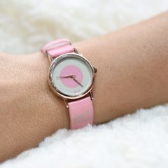 Reloj pink 47 street