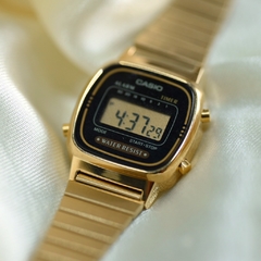 Casio 2025 mini gold