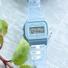 RELOJ CASIO VINTAGE CELESTE