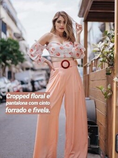 Cropped Pêssego e Floral Poema Hit na internet