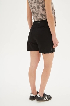 SHORT BARCELONA-NEGRO - comprar online