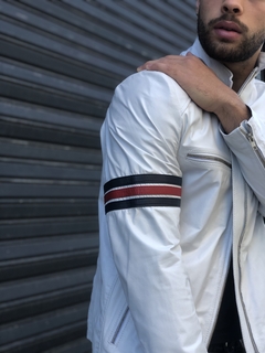 Campera blanca de hombre en internet