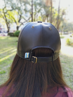 Gorra de cuero