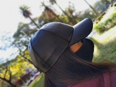 Gorra de cuero