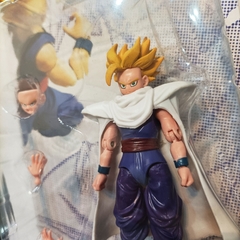 Figura Dragon Ball Super Saiyan Son Gohan - comprar online