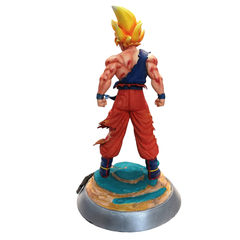 Figura Goku Dragon Ball en internet