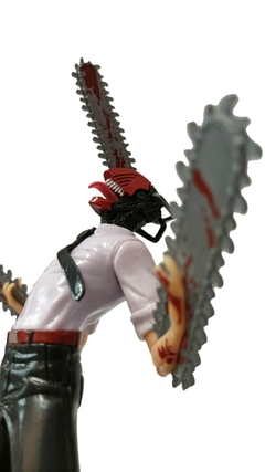 Figura Chainsaw man en internet