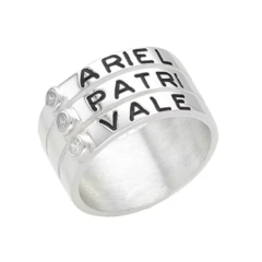 Linea Personalizate - Anillo Trillizo con nombres