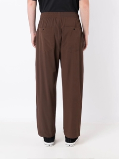 Calça Rela Cós Elástico Marrom - comprar online