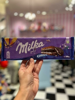 CHOCOLATE MILKA OREO