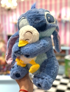 PELUCHE STITCH CON PATO